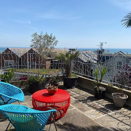 The Retro Retreat With Free Parking Lejlighed Hastings Eksteriør billede