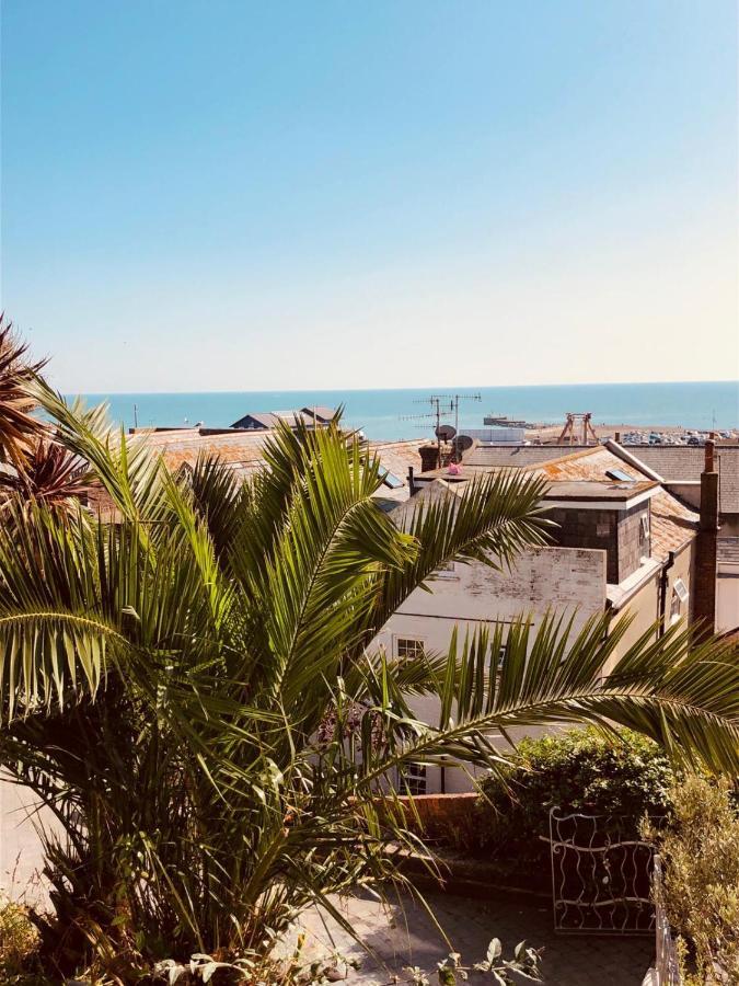 The Retro Retreat With Free Parking Lejlighed Hastings Eksteriør billede