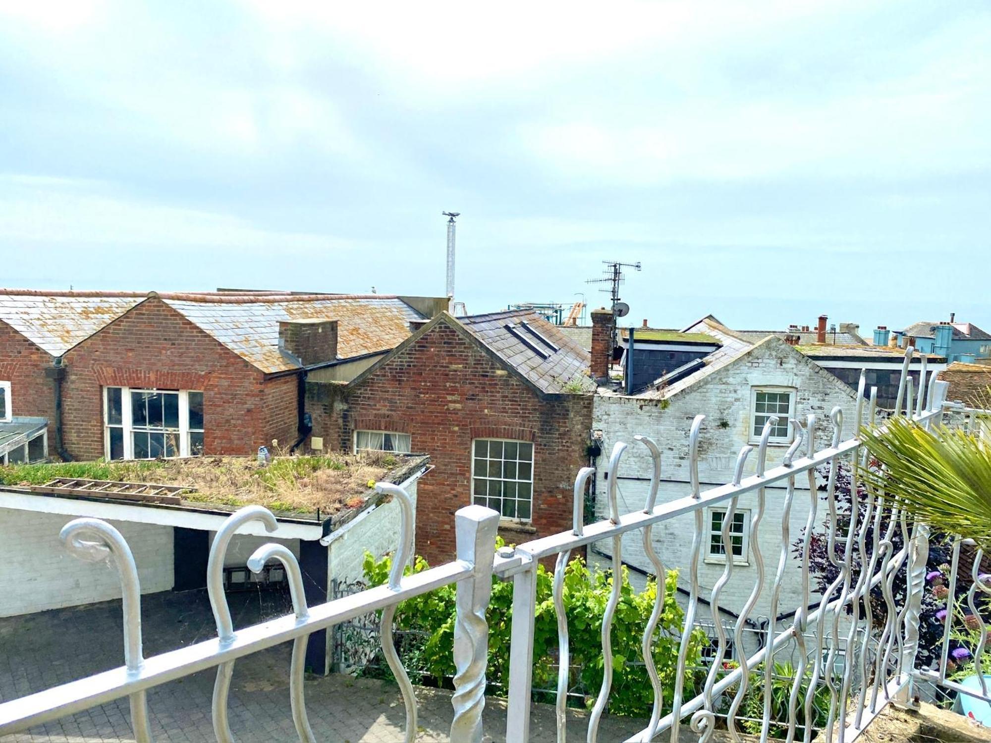 The Retro Retreat With Free Parking Lejlighed Hastings Eksteriør billede