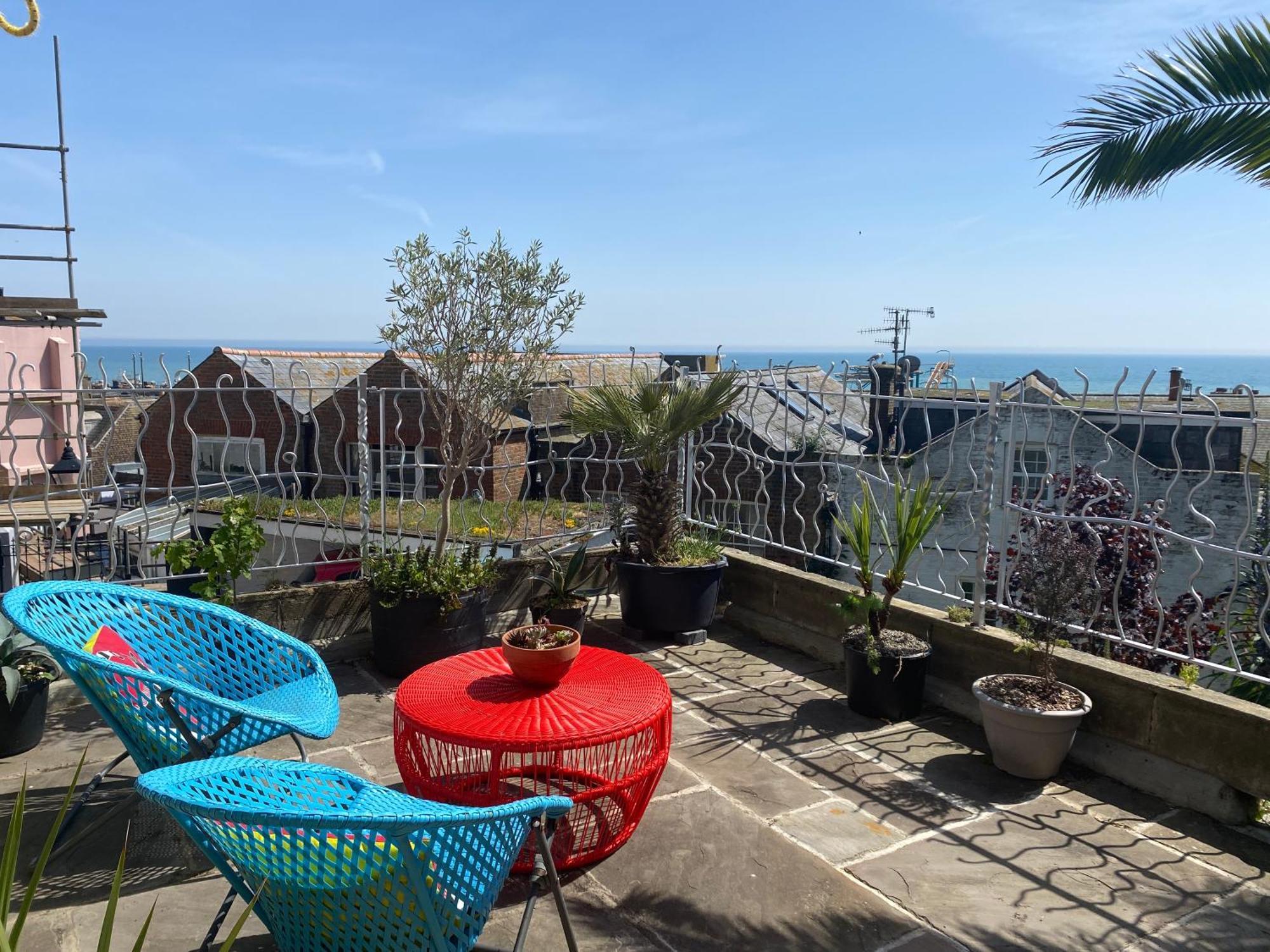 The Retro Retreat With Free Parking Lejlighed Hastings Eksteriør billede
